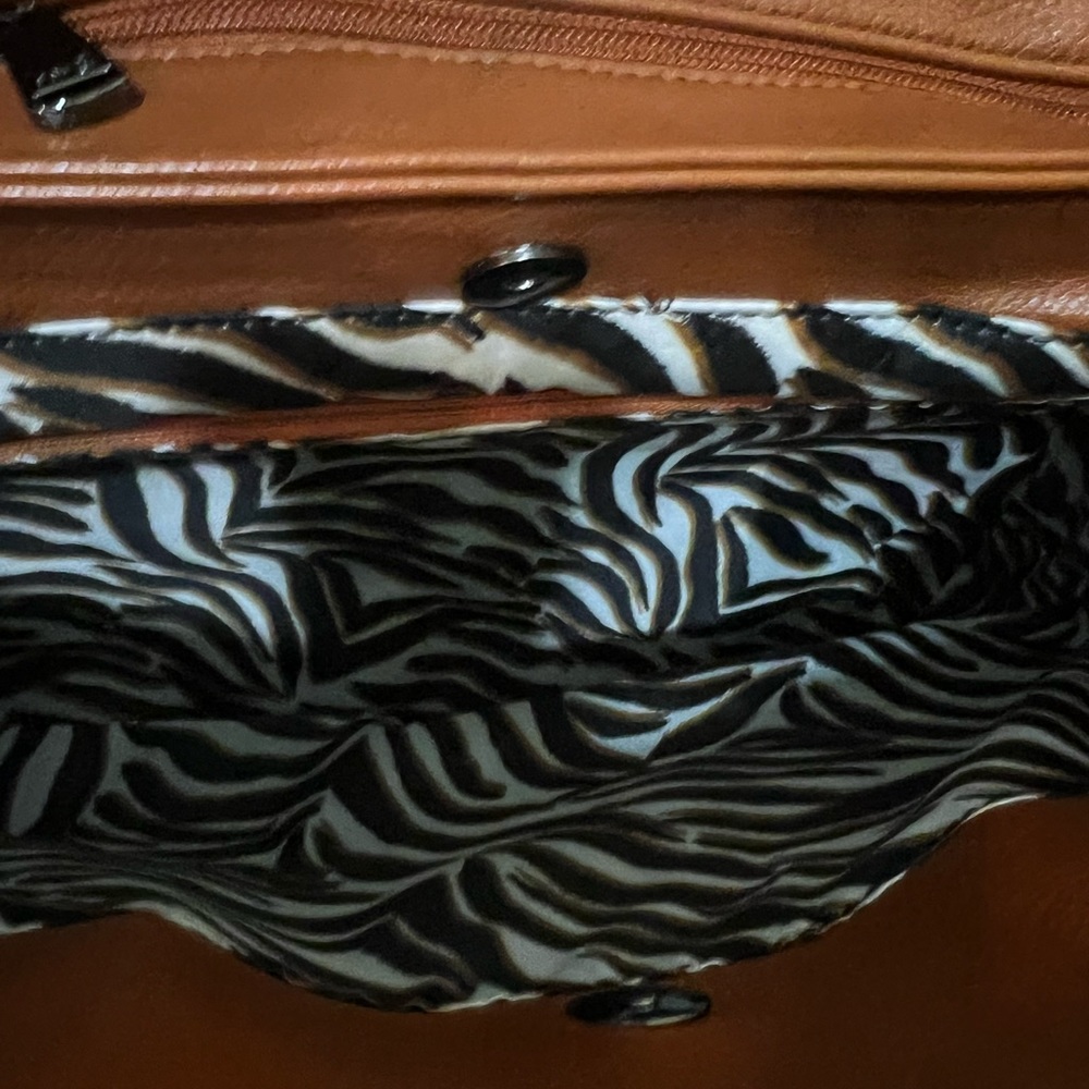 Lug Tempo vegan leather large tote bag - Picture 4 of 16